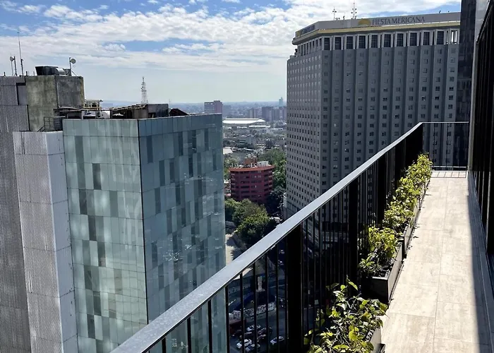 Excelente Ubicación A Unos Pasos De Reforma * México DF